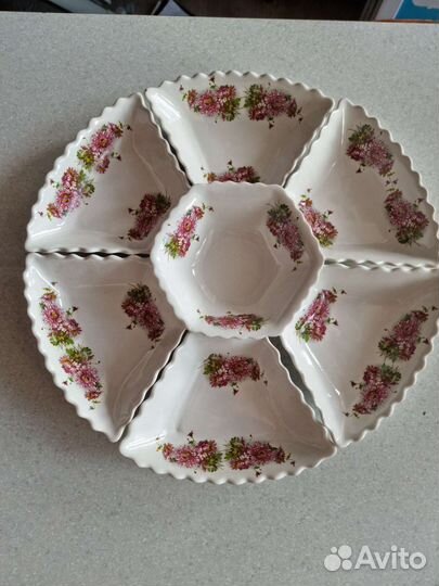 Набор тарелок