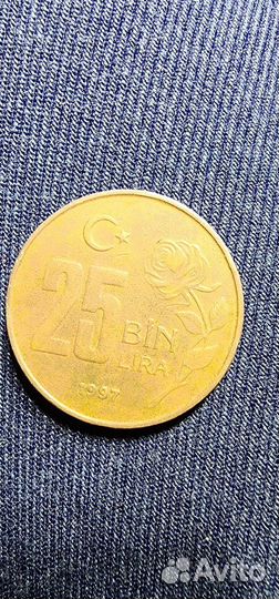 Монета 25 лир
