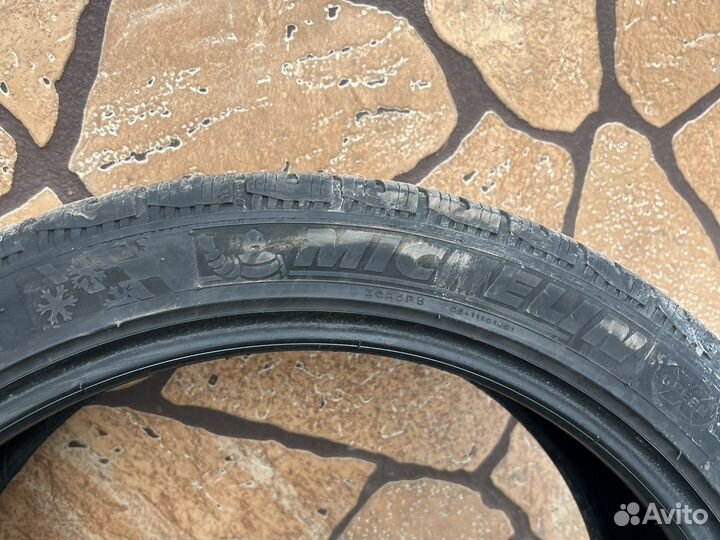 Michelin Pilot Alpin PA4 245/40 R19 98V