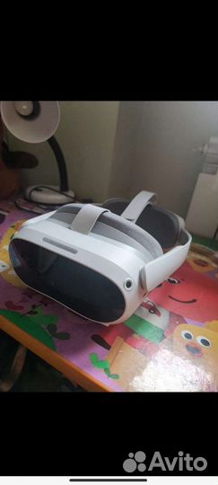VR Очки pico 4