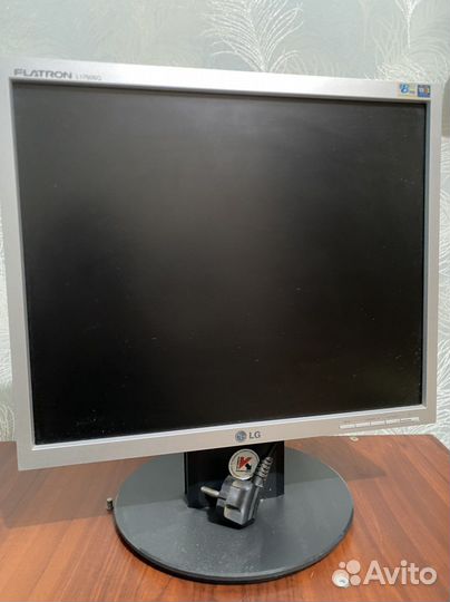 Монитор LG flatron