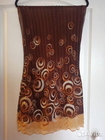 Платки, шарфы, палантины б/у