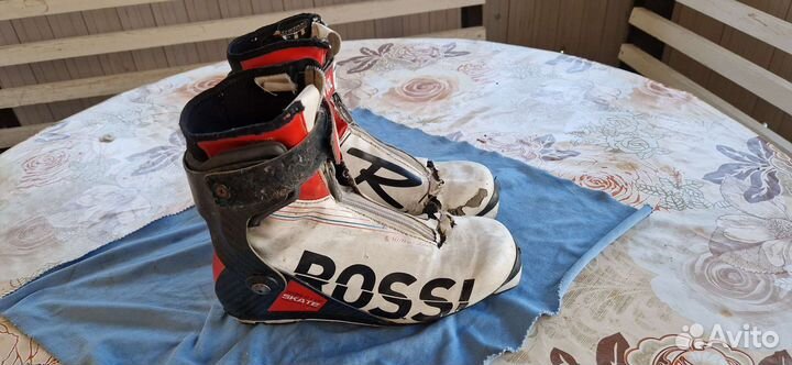 Лыжные ботинки коньковые rossignol