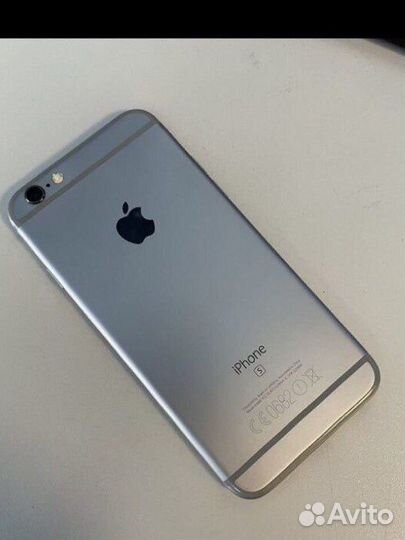 Телефон iPhone 6s 32