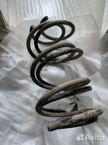 Пружины перед б/у kyb toyota prius nhw20