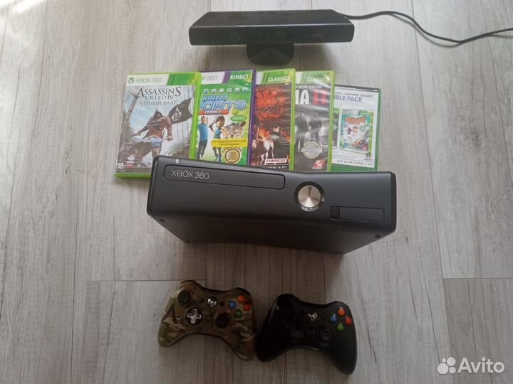 Xbox 360 S + kinect и два джостика