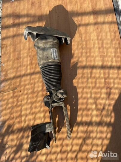 Пневмостойка передняя Porsche Cayenne 955