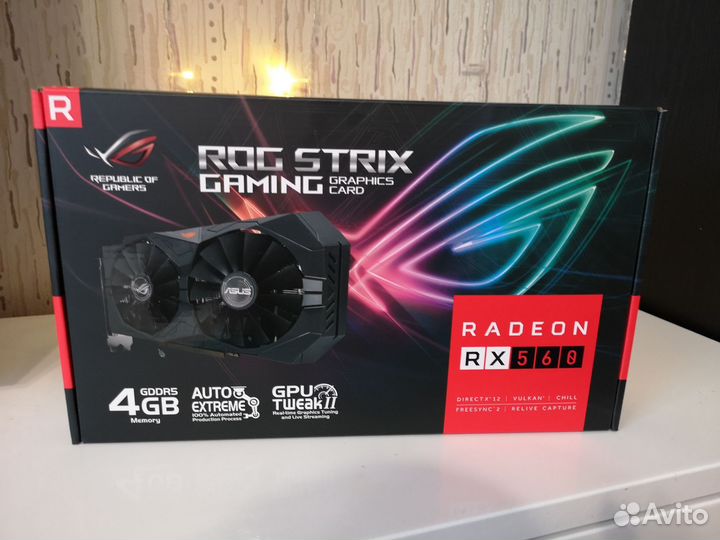 Видеокарта новая 4Gb gddr5 Asus AMD RX560 rogstrix