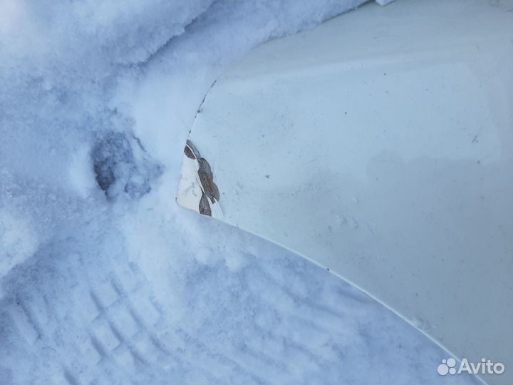 Капот nissan NOT E12