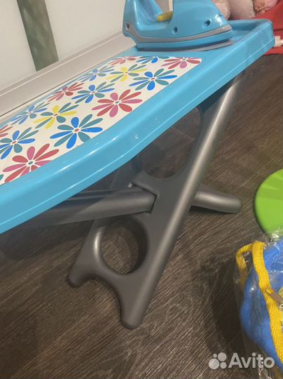 Детский уголок для уборки