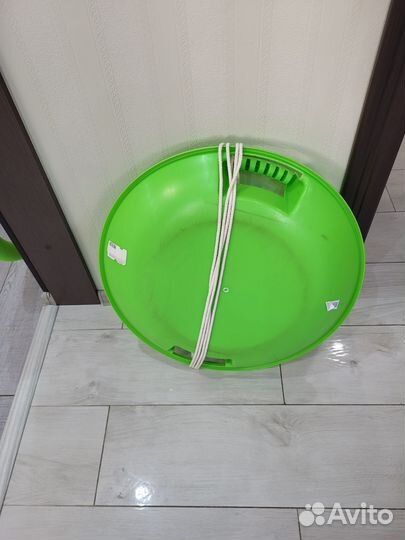 Детский снегокат с ручкой