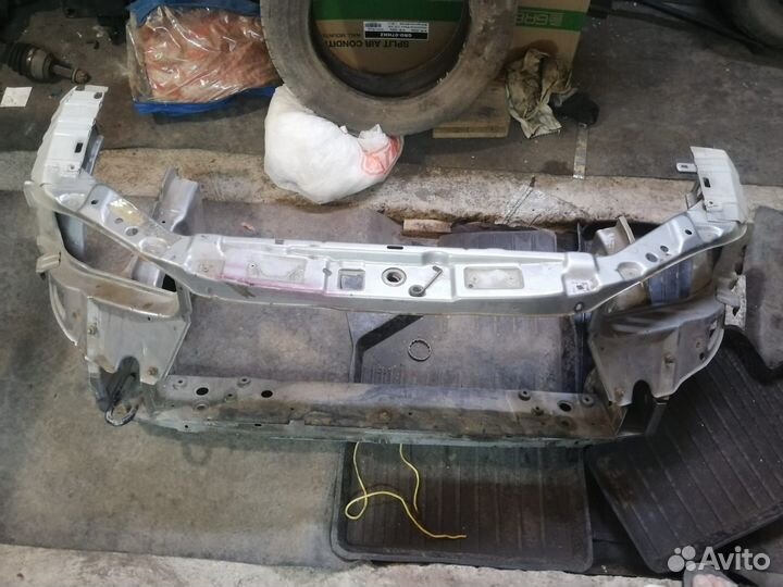 Панель передняя (телевизор) Opel Tigra 1,4 X14XE