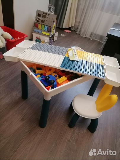 Стол для конструирования