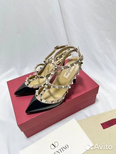 Босоножки valentino garavani