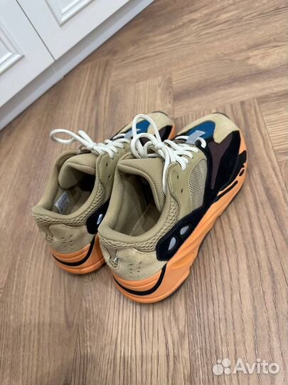 Кроссовки adidas yeezy