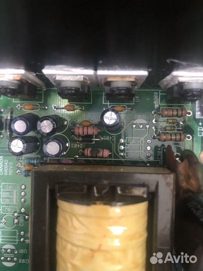 Усилитель для сабвуфер неисправный Focal iCub2