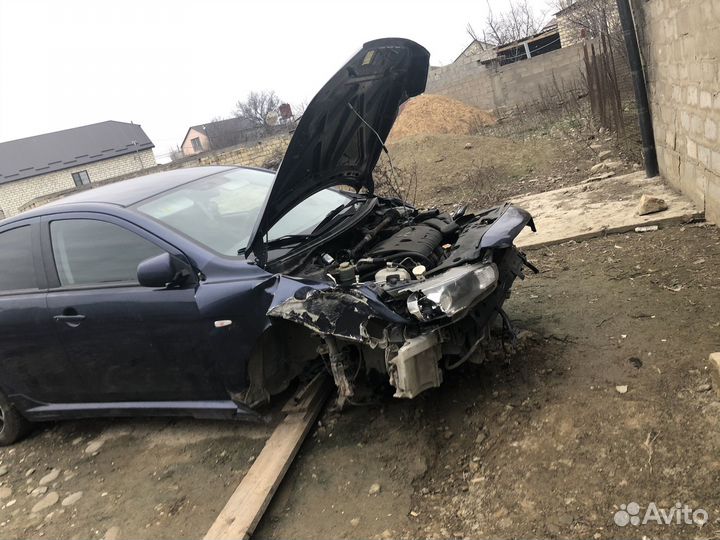 Mitsubishi Lancer 2.0 МТ, 2009, битый, 345 000 км