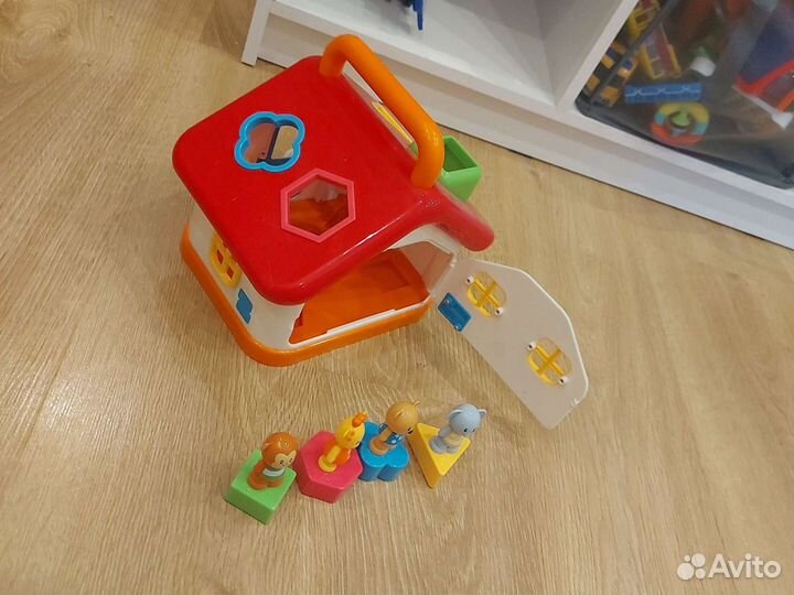 Развивающие игрушки