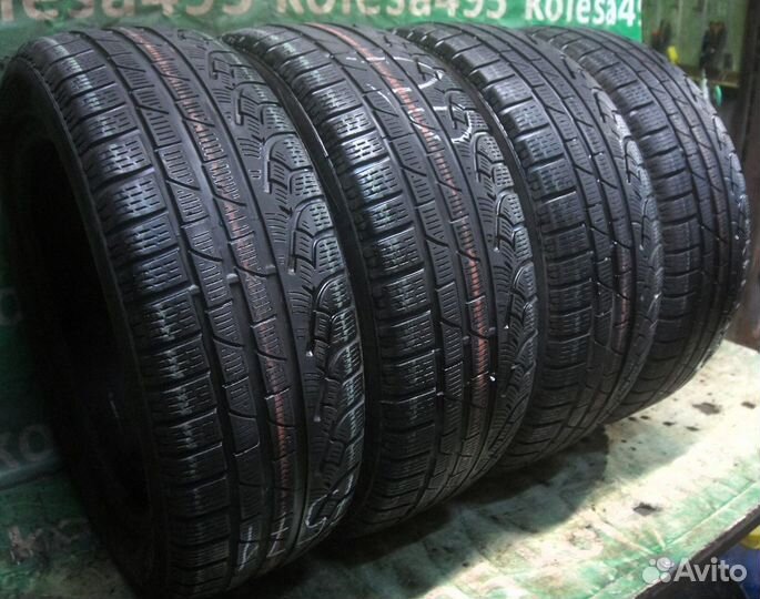 Pirelli Winter Sottozero 210 Serie II 215/55 R17 98H