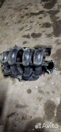 Впускной коллектор ford focus 2 1.6 115 л. с