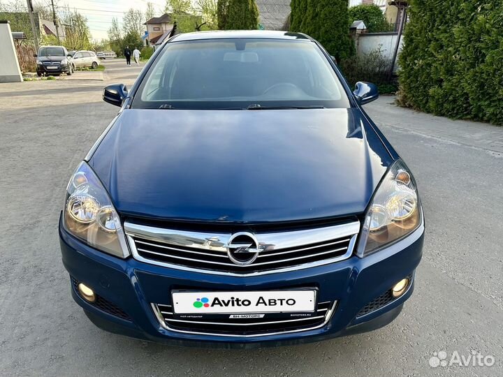 Opel Astra 1.6 МТ, 2011, 243 254 км
