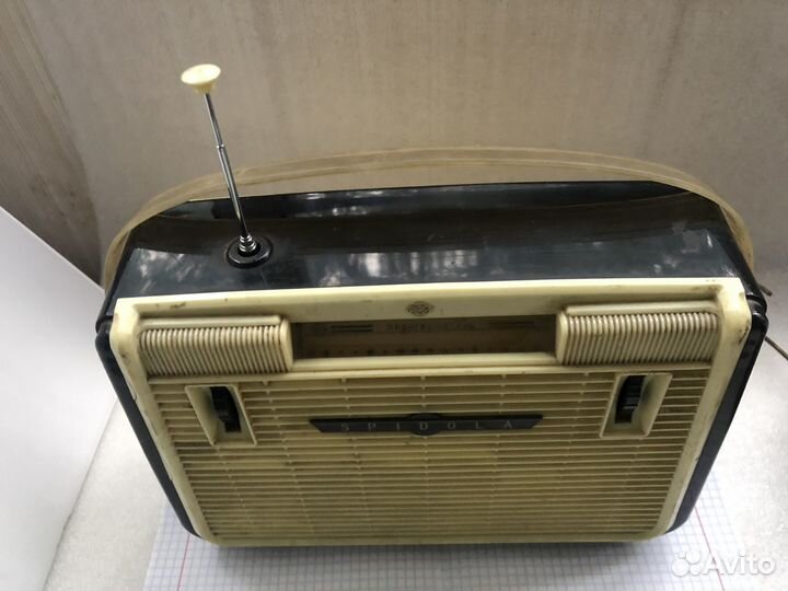 Радиоприемник вэф Спидола VEF Spidola ранняя