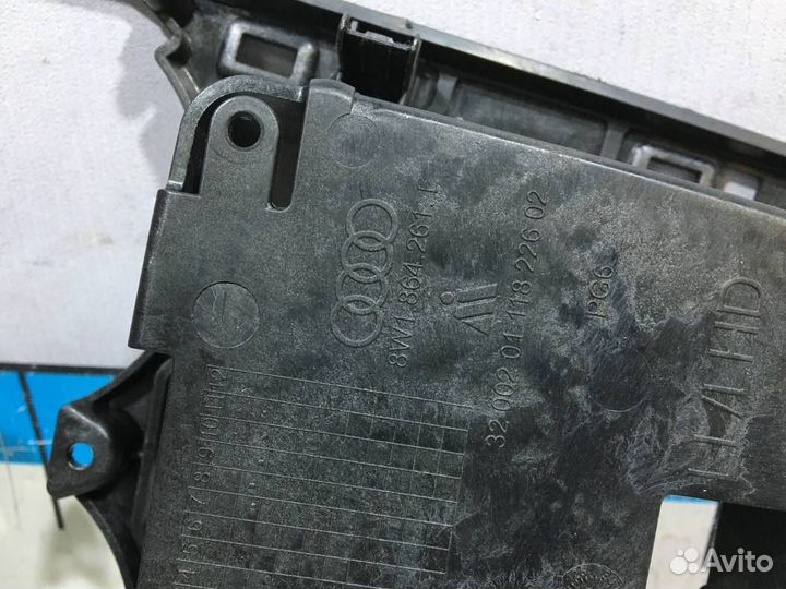 Б/У Кронштейн центральной консоли#001