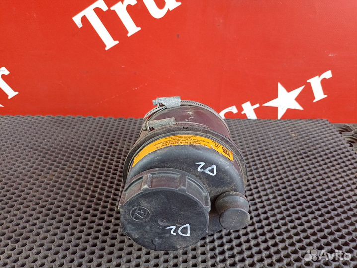 Бачок гидроусилителя