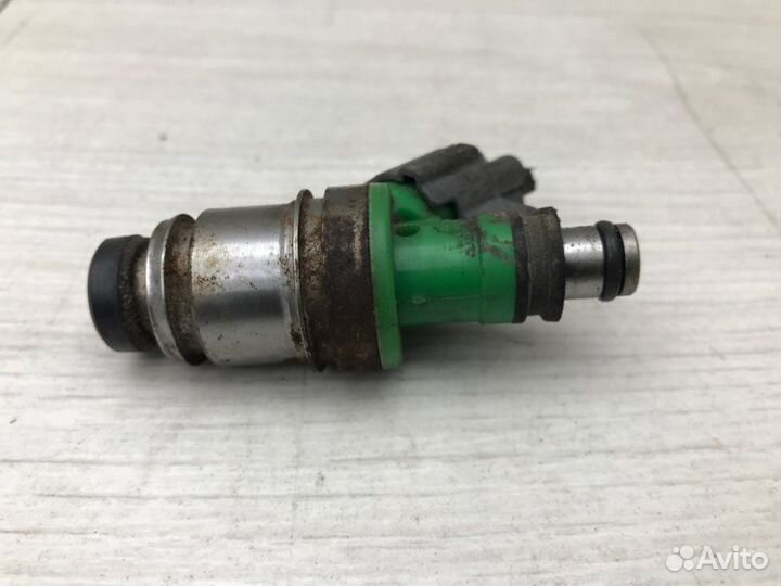 Форсунка топливная Suzuki Grand Vitara 1 H25Y 1999