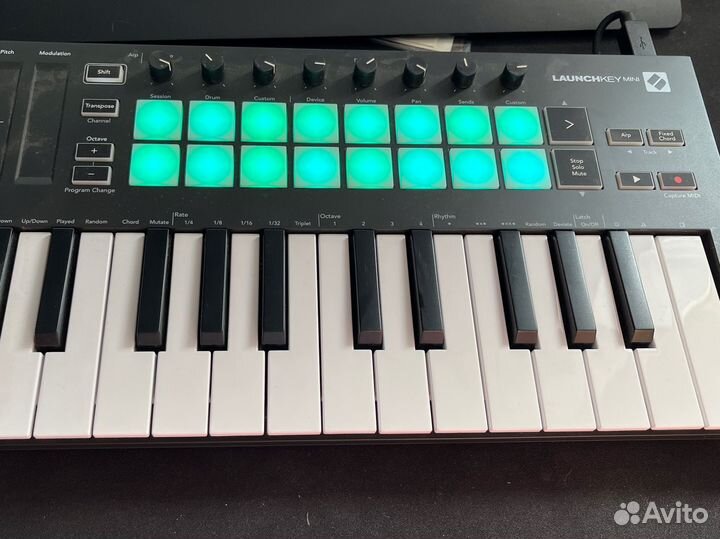 Novation Launchkey mini mk3