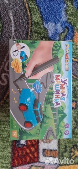 Умная машинка едет по линии