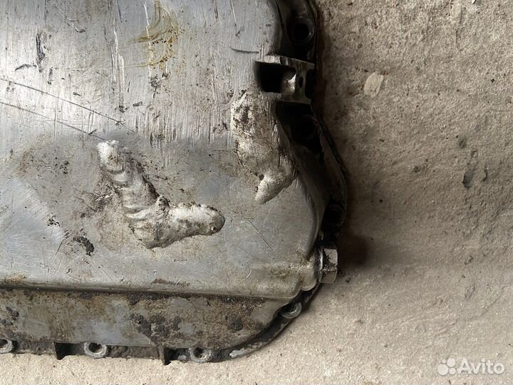 Поддон Audi A6 C5 2.4 бензин