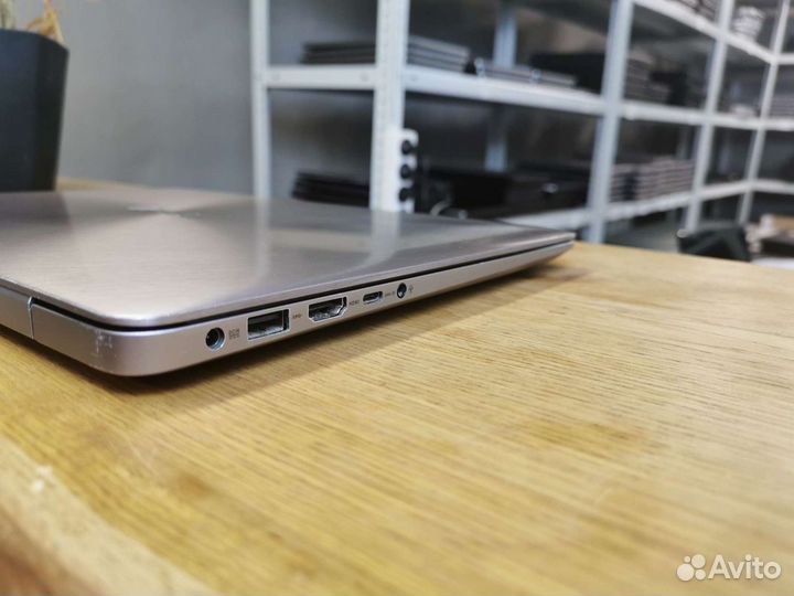 Asus Zenbook 13,3 IPS I5 8GB RAM