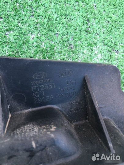 Дефлектор радиатора правый Hyundai Ix35 LM G4NA