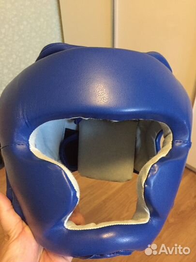 Шлем для карате (в хорошем состоянии) размер М