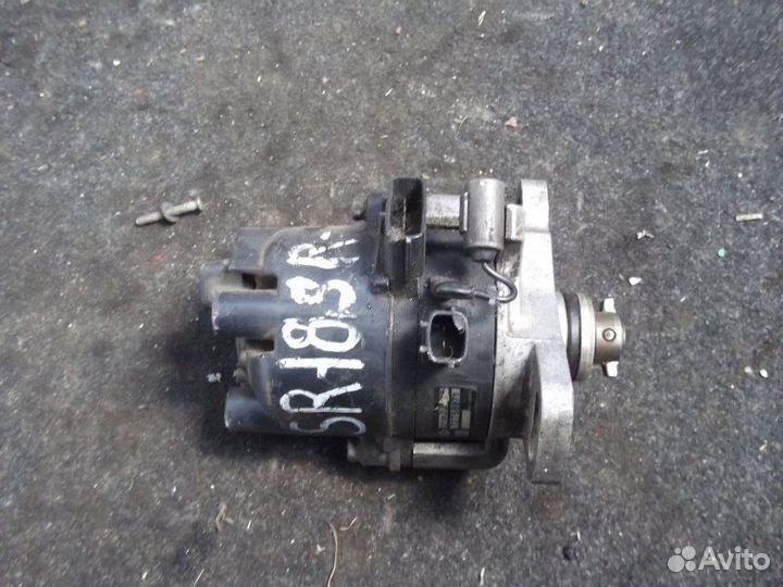 Трамблер Nissan Bluebird ENU14 SR18DE