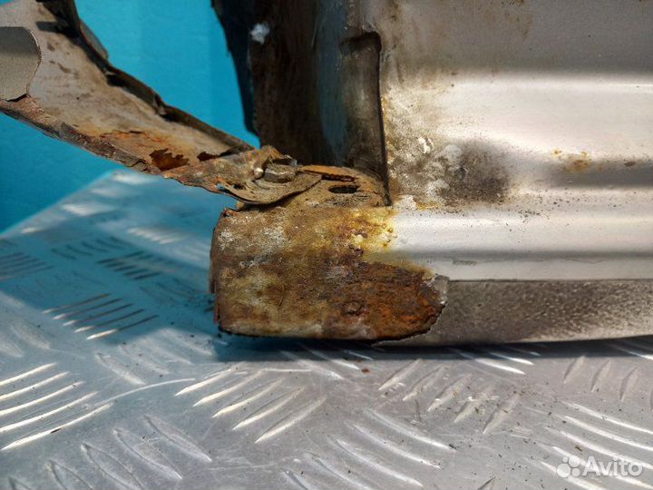 Порог со стойкой левый Volkswagen Polo 1.6 CFN