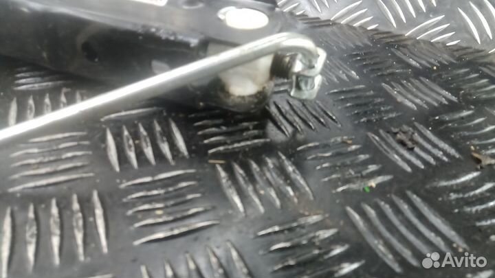 Домкрат на Volkswagen Passat B7