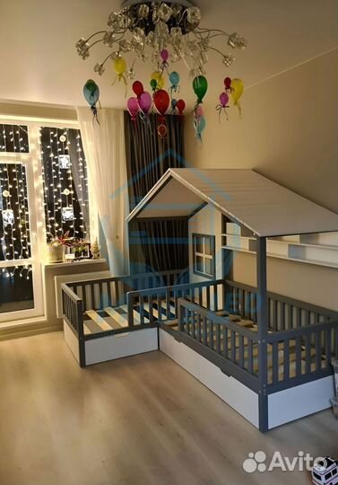 Детская кровать домик