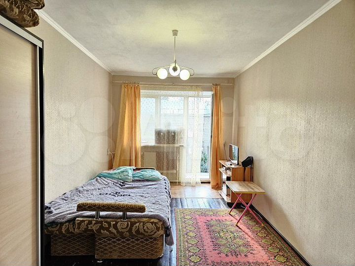 Комната 17 м² в 6-к., 3/3 эт.