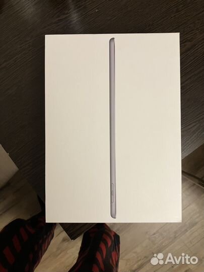 iPad 6 поколения 2018г 32gb wifi +cellular sim