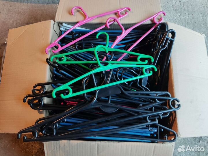 Детские вешалки