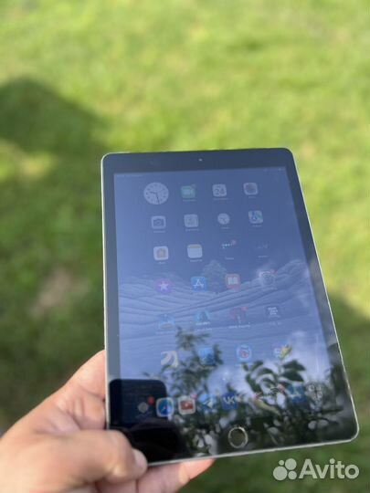 iPad 2017 cellular 5 поколения