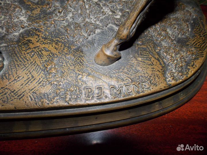 Продам бронзовую скульптуру P. J. Mene 19 века