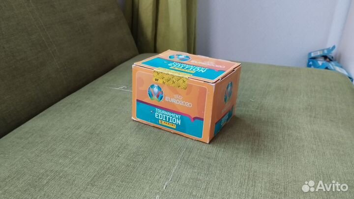 Гигаблок наклейки Panini Евро 2020 (100 пакетиков)