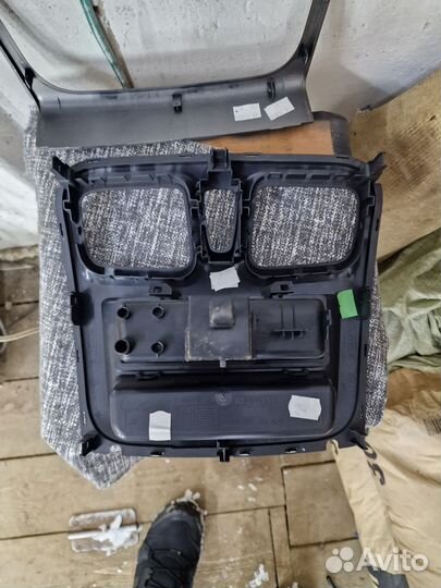 Рамка магнитолы renault logan 2