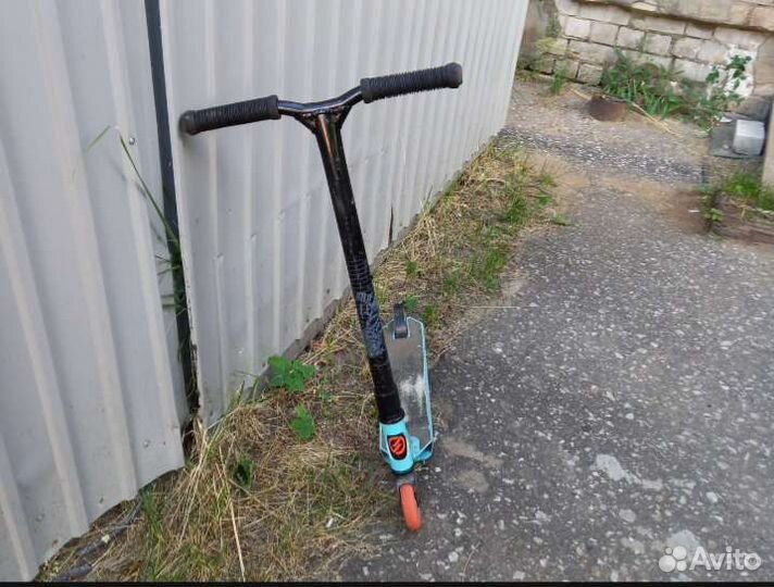 Трюковой самокат oxelo