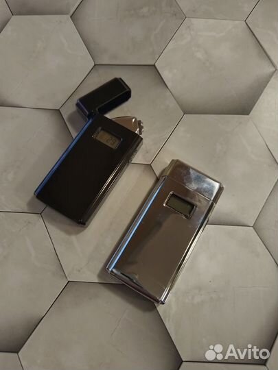 Электронная зажигалка, новая