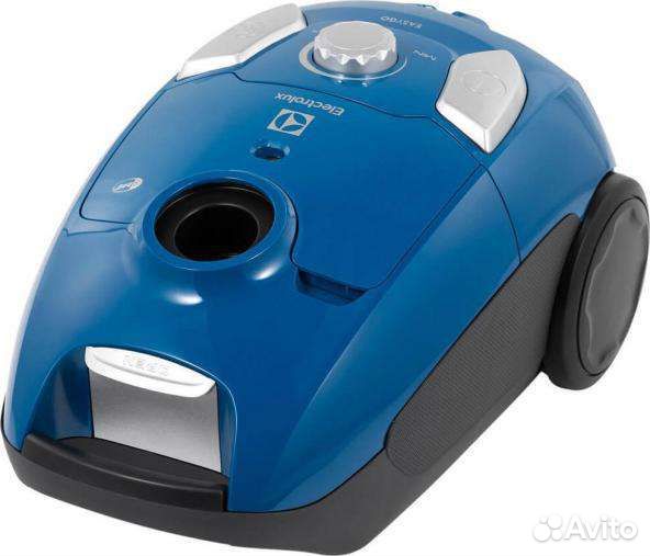 Пылесос Electrolux EEG 41CB