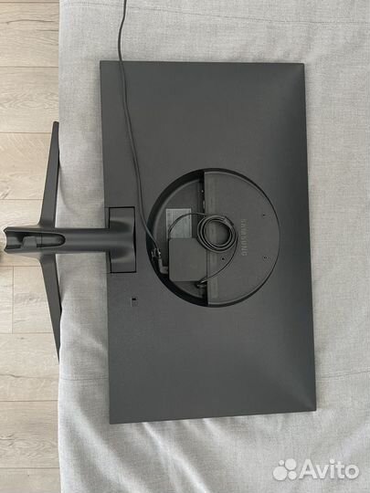 Монитор Samsung ur55 28